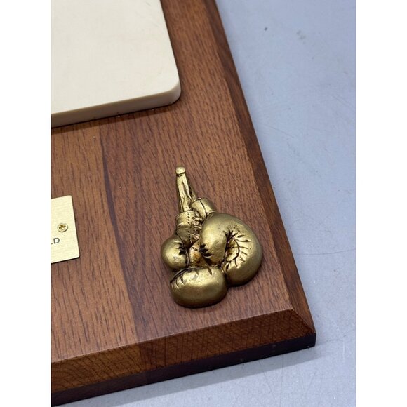 Muhammad Ali Hand Cast Plaque With Signature & Gold Boxing Gloves 10x15" READ - Picture 4 of 11
